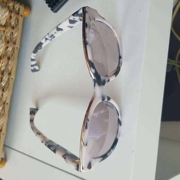 Moschino sunglasses main image 8